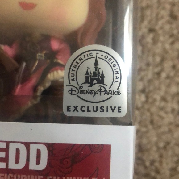 Disney funko pop Redd Pirate #423 - Picture 3 of 3